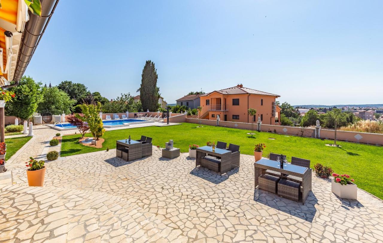 Villa Natalija Medulin Exterior foto
